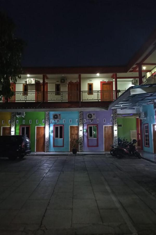 Hotel Harmony House Syariah Near Alun Alun Pati Mitra Reddoorz Zewnętrze zdjęcie