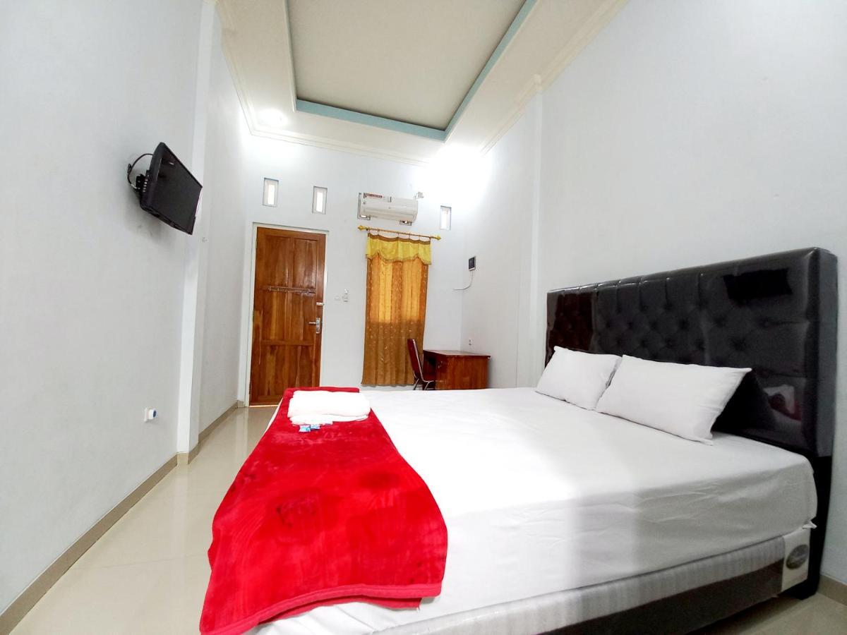 Hotel Harmony House Syariah Near Alun Alun Pati Mitra Reddoorz Zewnętrze zdjęcie