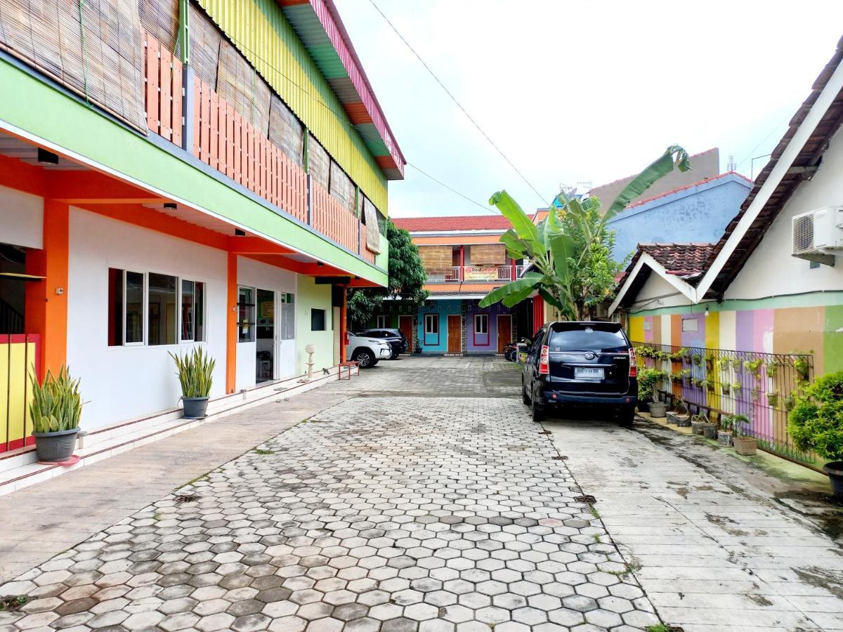 Hotel Harmony House Syariah Near Alun Alun Pati Mitra Reddoorz Zewnętrze zdjęcie